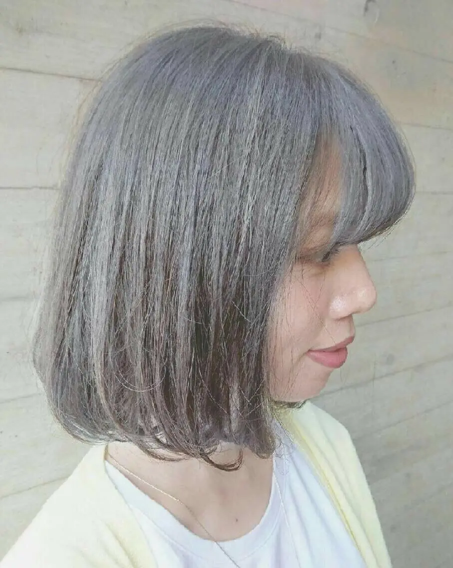 前髪カットの写真