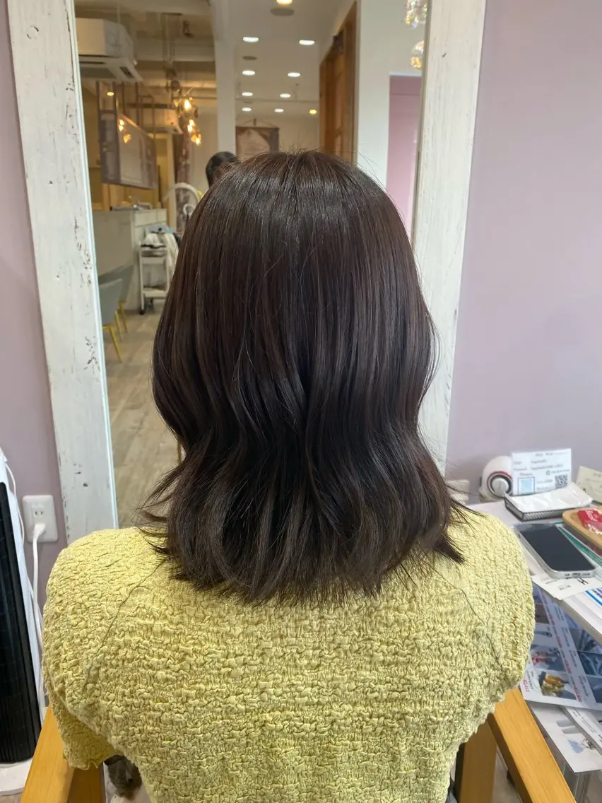 ミディアム かまだ しおりのヘアスタイル
