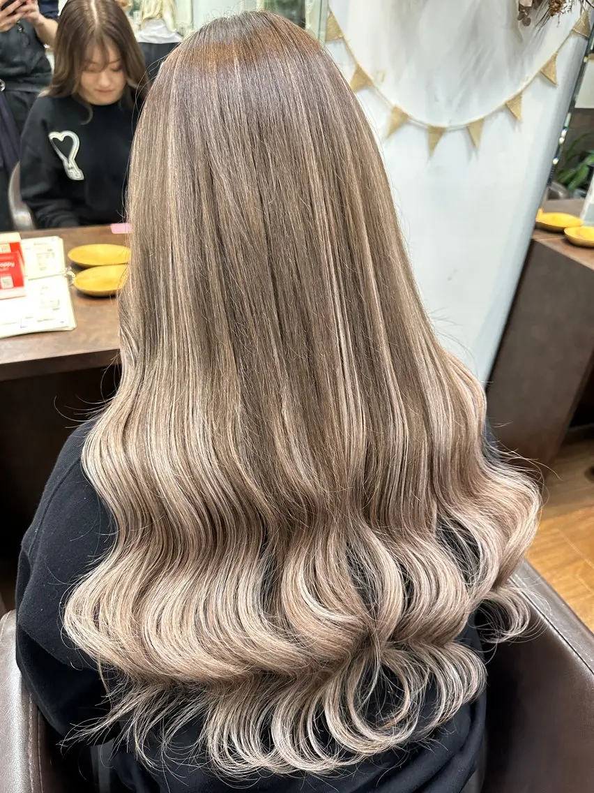 最高級シールエクステ80本 💇‍♀️ 【一番馴染む!!!施術時間2h】長さヘソ上の写真