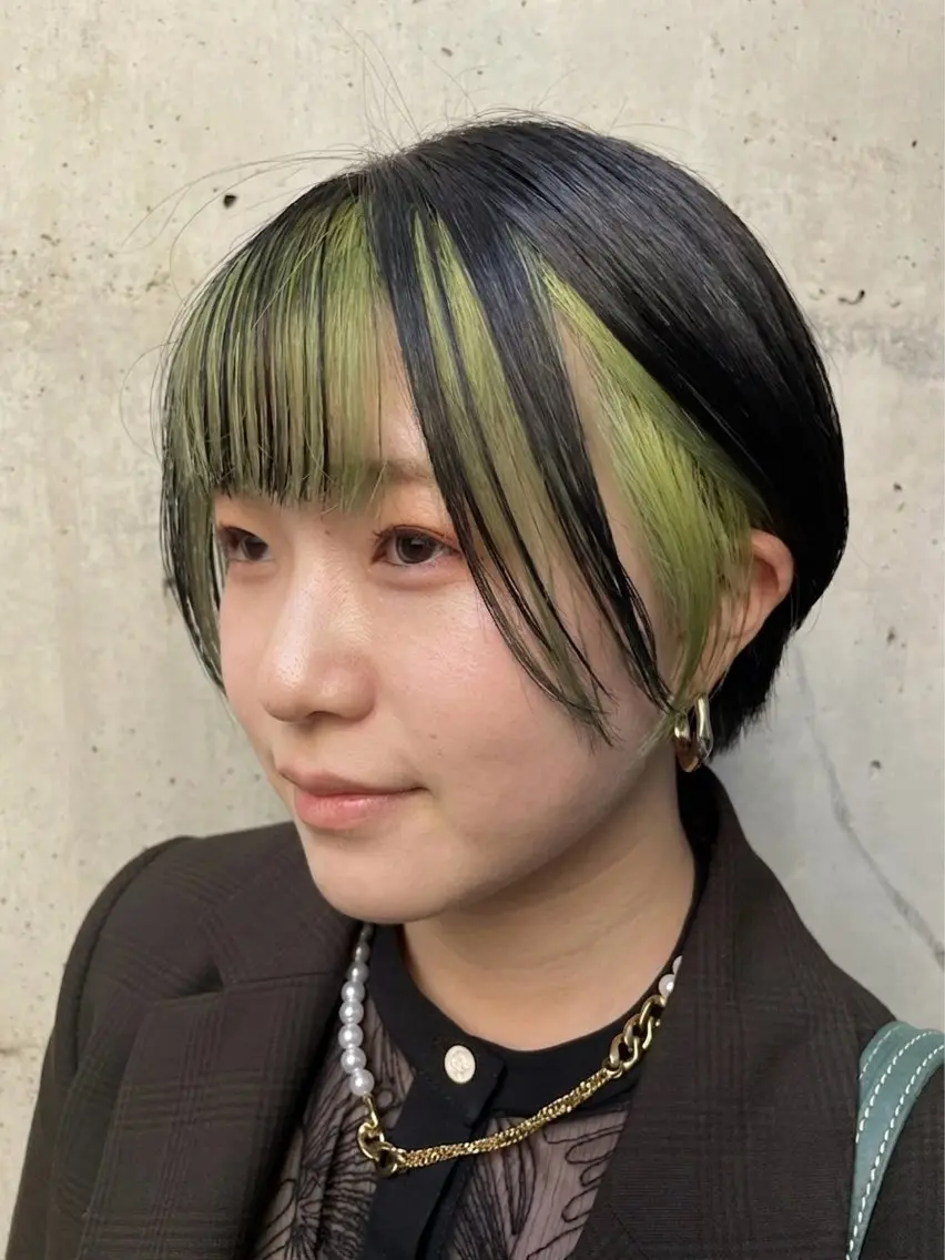 ショート カラー ヘアカラー トリートメント 花木 志穂のヘアスタイル