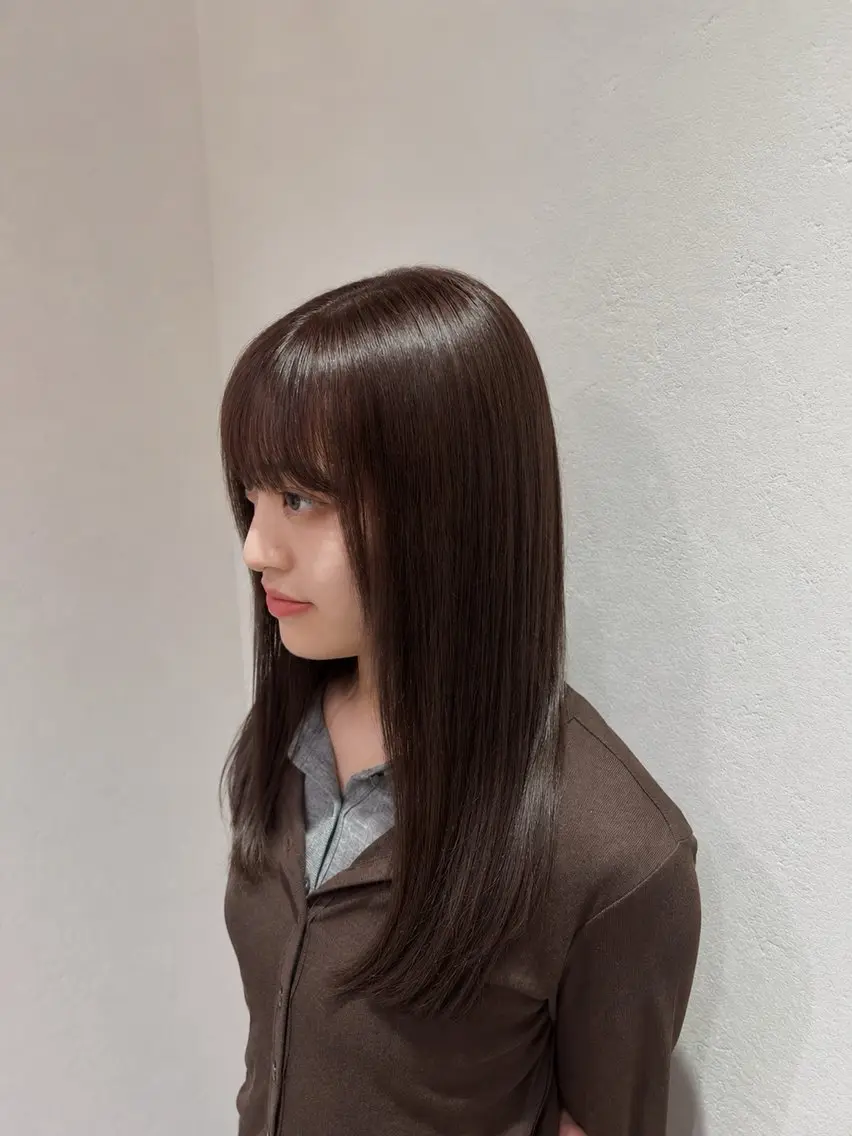 セミロング カラー ブリーチ ブラウンカラー 透明感カラー ブリーチなしカラー ヘアカラー lond shige /重髙 翔斗のヘアスタイル