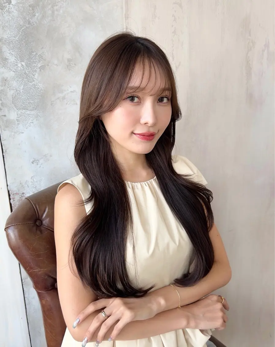 ロング ロングレイヤー くびれヘア 顔周りカット レイヤーカット ロング カット ヘアカラー トリートメント 🧡くびれヘア/前髪 顔周り🧡久原結衣のヘアスタイル