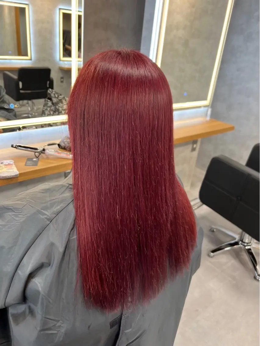 ロング カラー パーマ ヘアアレンジ トリートメント ヘッドスパ ヘアセット 透明感ブリーチカラー 🌈TOMOHIROのヘアスタイル