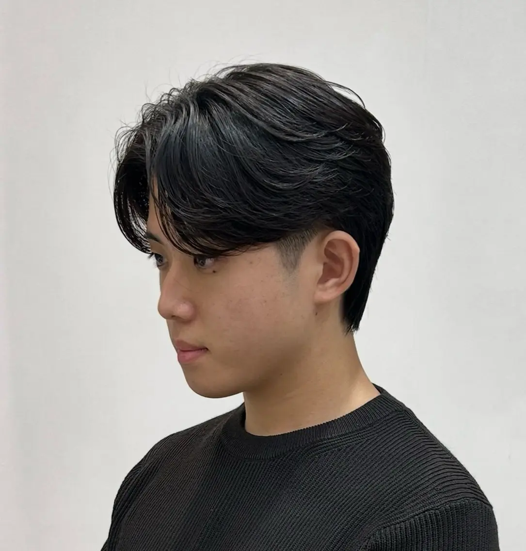ショート パーマ メンズ カット パーマ 岩城 滉成のヘアスタイル