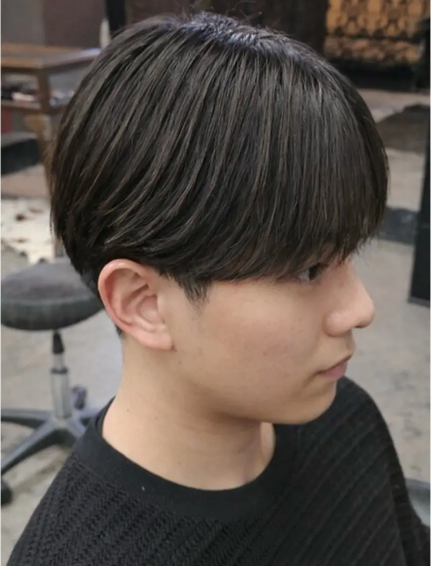 ミディアム 鷹野 泰之のヘアスタイル