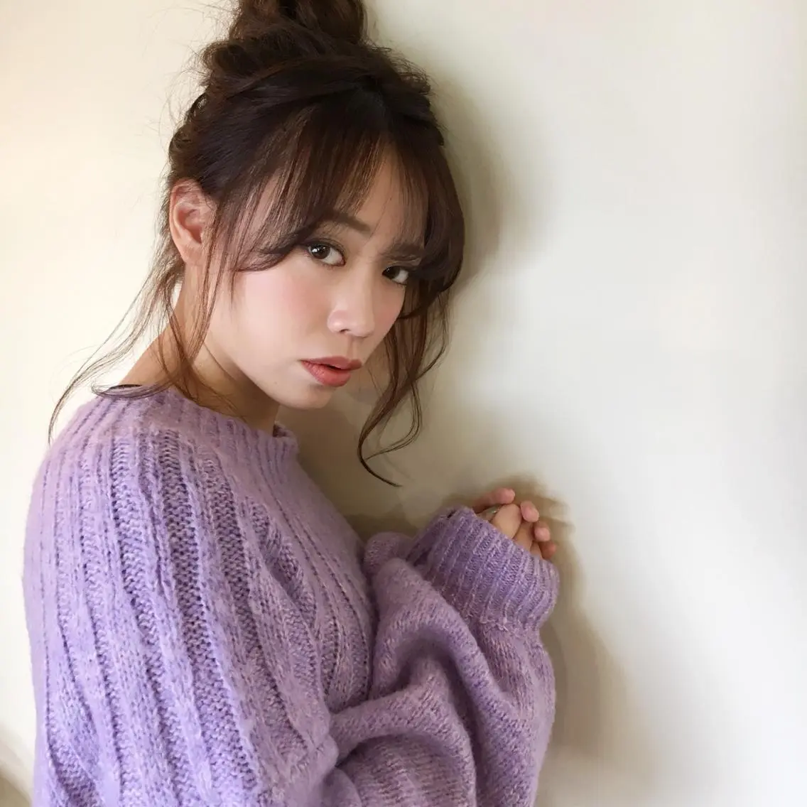 ミディアム カラー ヘアアレンジ ブリーチ ダブルカラー ボブ/顔周りレイヤー carlm:上川美幸のヘアスタイル