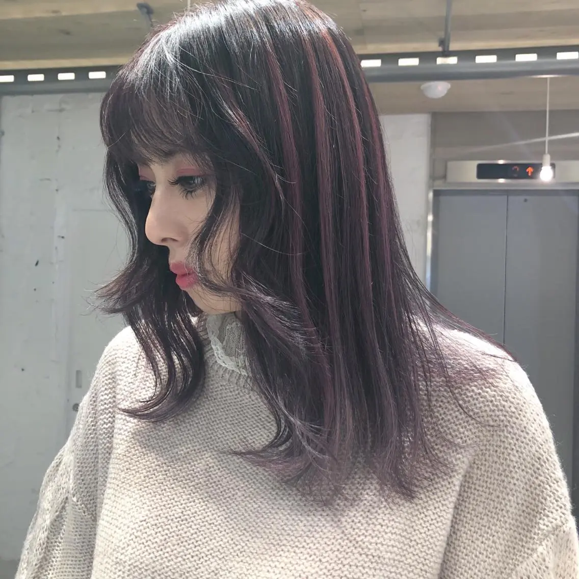 セミロング カラー ハイライトカラー ピンクカラー ハイライト ORIKA 美容室のヘアスタイル