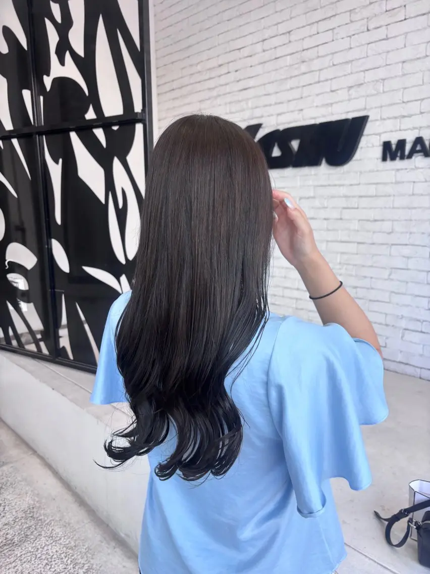ロング カラー 日野 花香のヘアスタイル