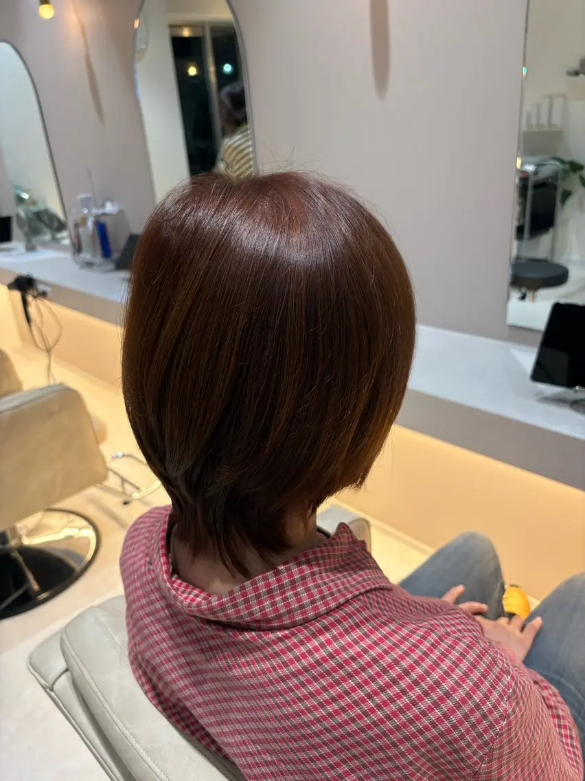 カラー ヘアカラー 🥨伊藤みやこ🥨 ショートカット🌈のヘアスタイル
