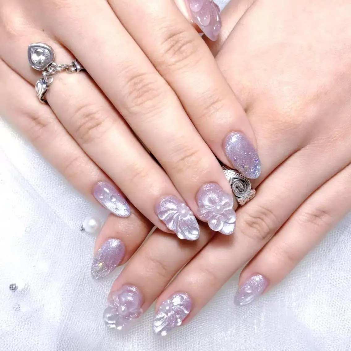 ネイル フレンチネイル ジェルネイル ガラスフレンチ 韓国ネイル マグネットネイル ハンドネイル ハンドケア The Nail 新大久保店のネイルデザイン
