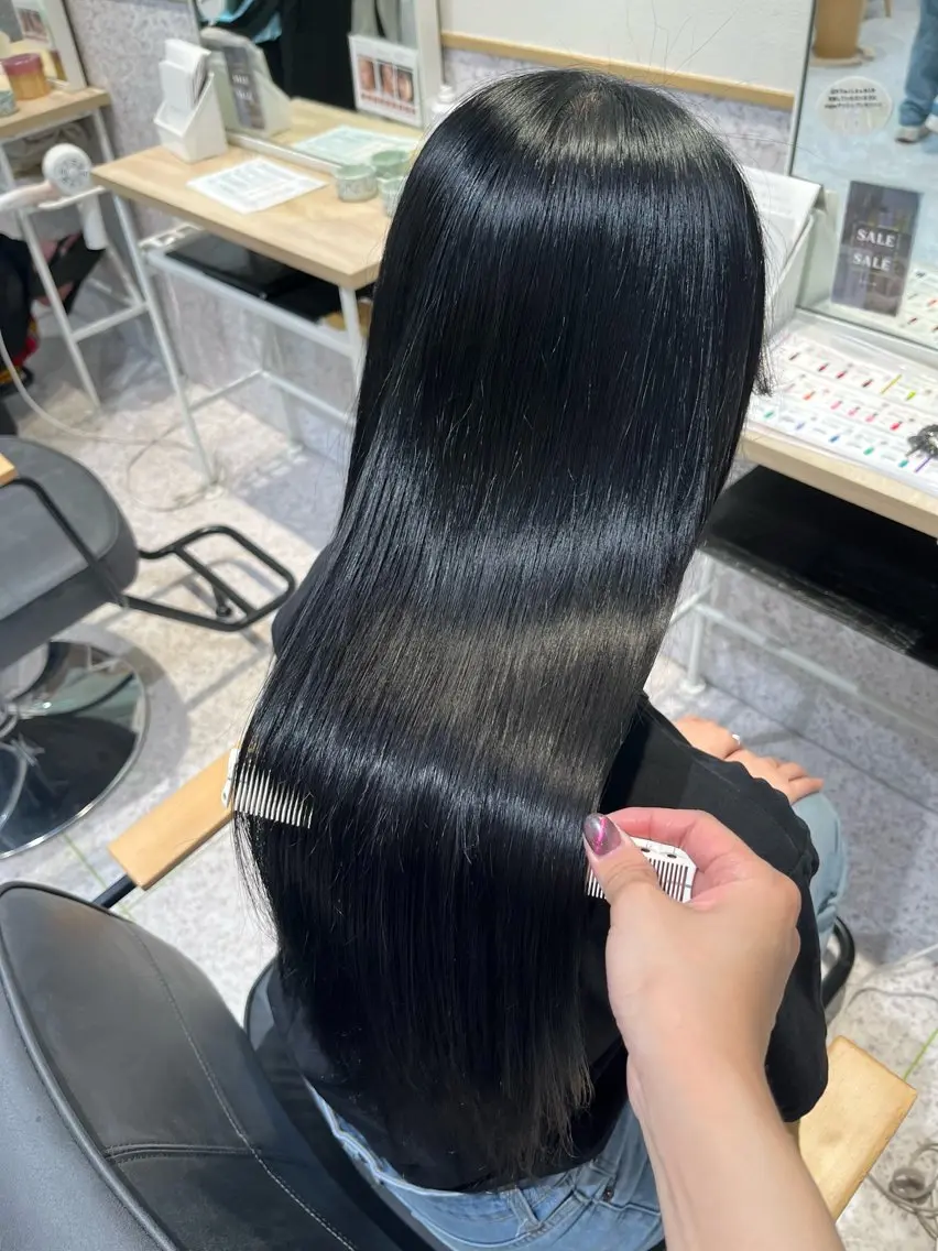 ロング カラー ダブルカラー イヤリングカラー ハイトーンカラー インナーカラー 顔周りカット ヘアカラー 髪質改善&艶カラー/ ほんだあみ (♡)のヘアスタイル