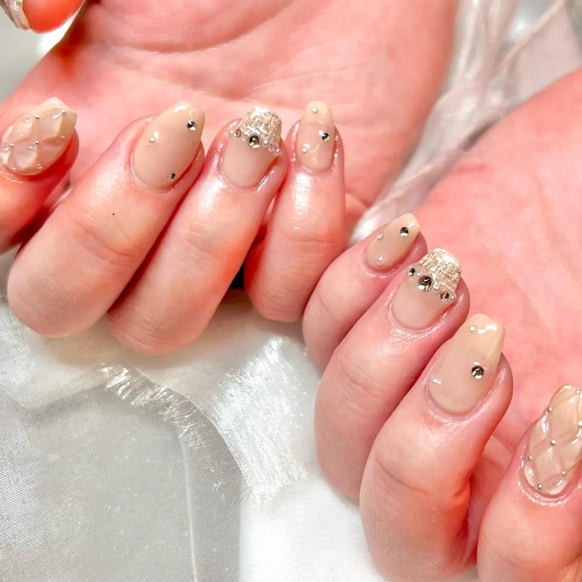 ネイル アートネイル オーロラネイル ジェルネイル 韓国ネイル ロングネイル ハンドネイル clover nailのネイルデザイン