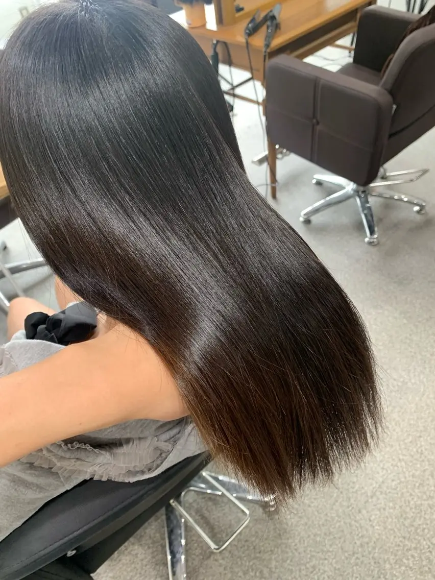 ロング 縮毛矯正 カット 縮毛矯正 本多 永佳のヘアスタイル