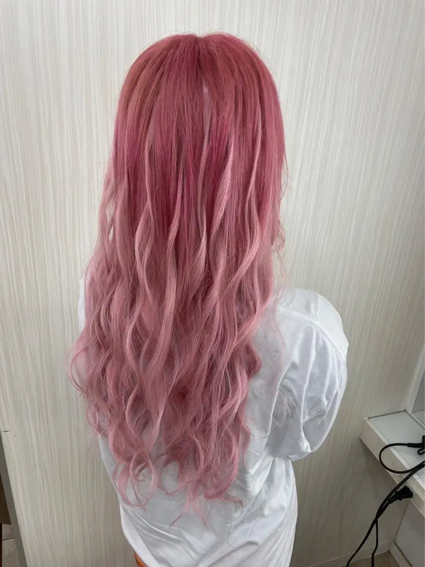 【ハイトーン】❤︎うる艶ブリーチ+カラー+最高級人毛シールエクステ60本+内部補修トリートメントの写真