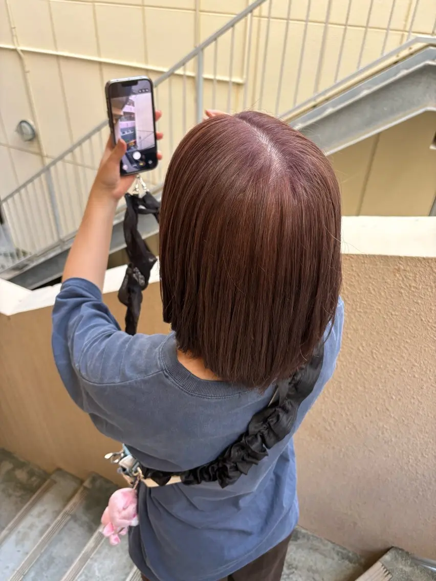 ミディアム ヘアカラー 安谷屋 こはるのヘアスタイル
