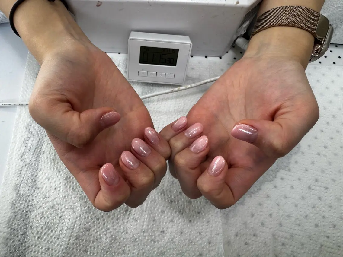 ネイル ハンドネイル 井出 菜々美のネイルデザイン