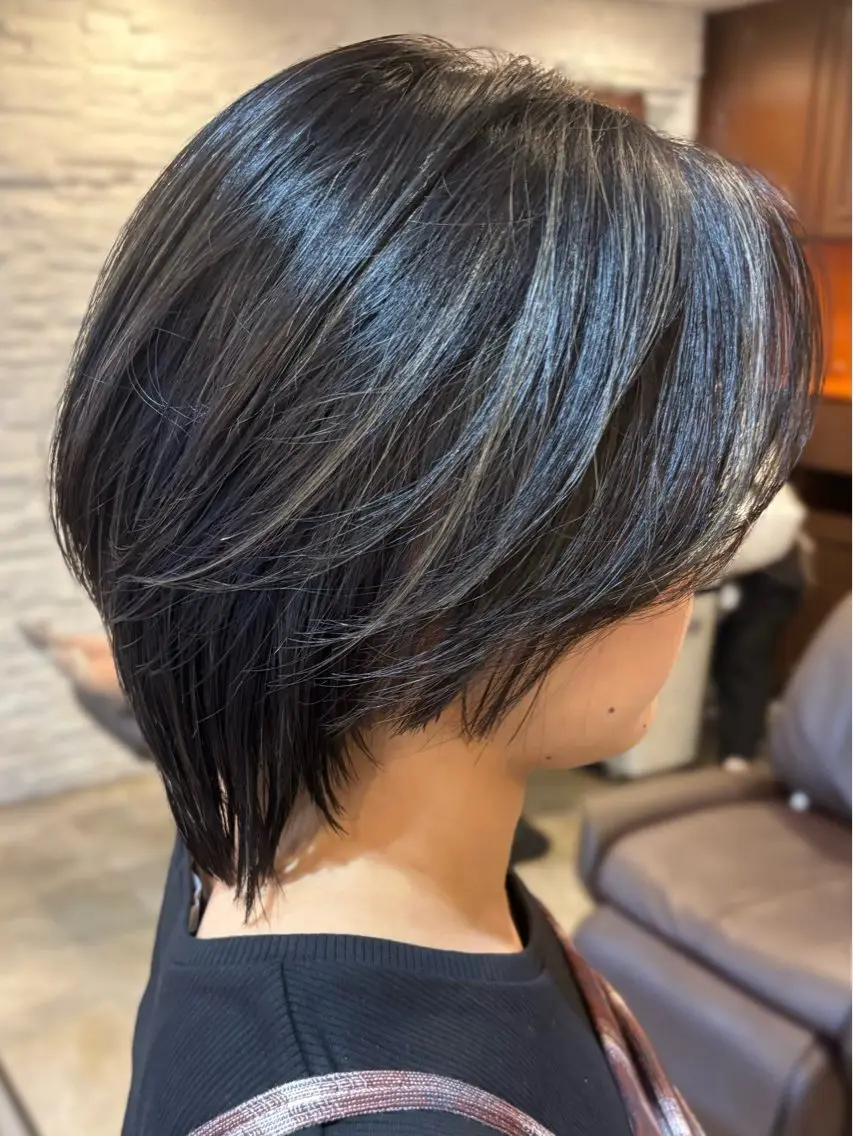 ショート ハイライト 🌺海外風ハイライト 🌺カマタ アンナのヘアスタイル