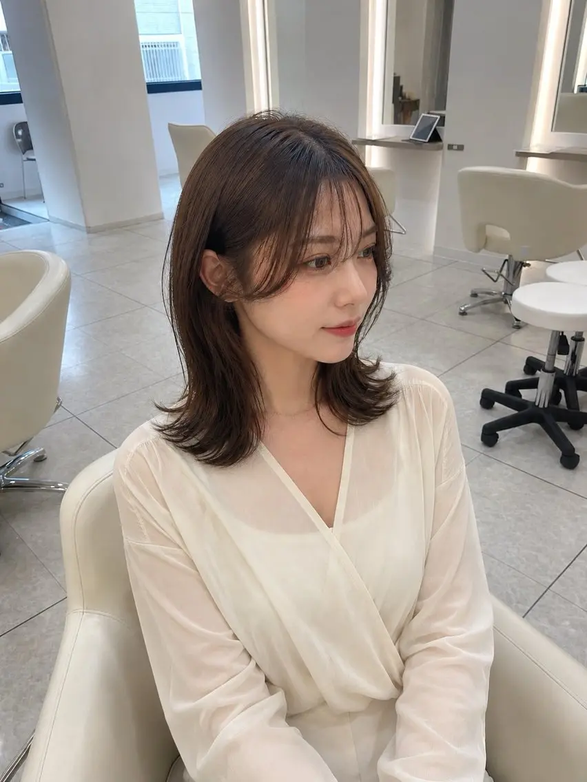 ミディアム カット ヘアカラー トリートメント FORCE 荻原卓冶のヘアスタイル