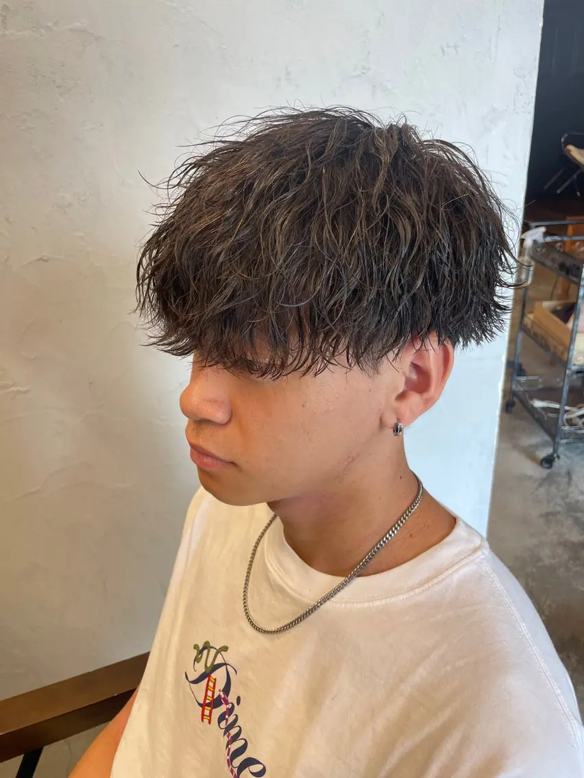 パーマ メンズ 波巻きパーマ メンズパーマ👑 Takashiのヘアスタイル