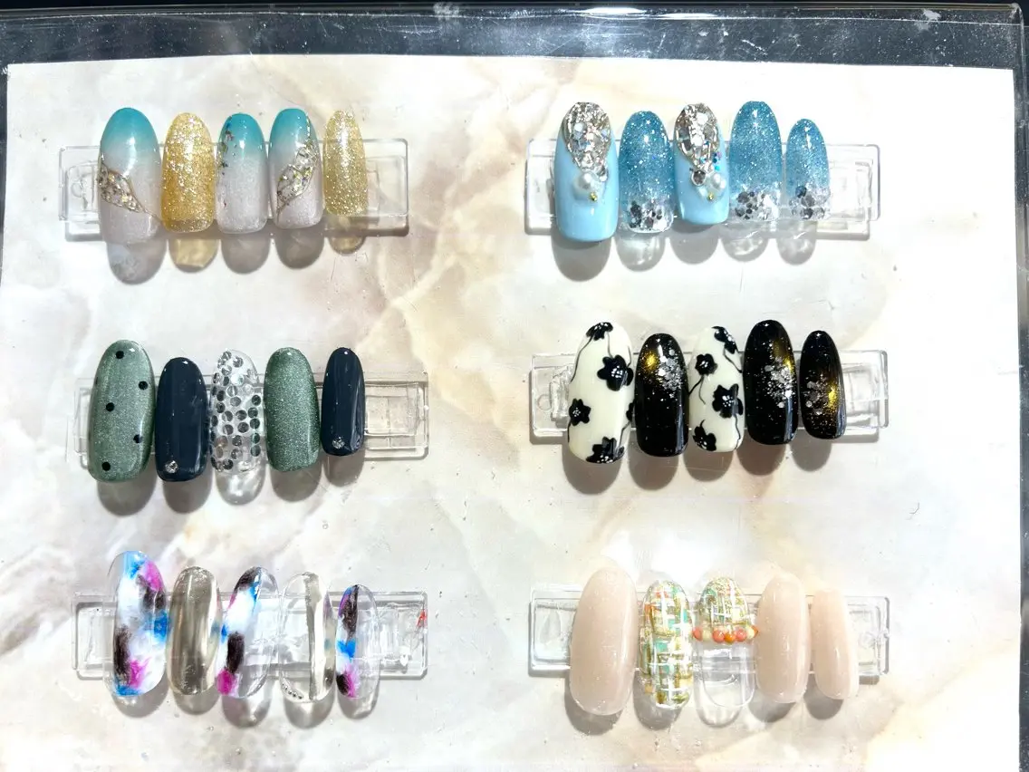 《ハンドネイル》5月限定!!5月のサンプルチップから選べるメニュー💅の写真