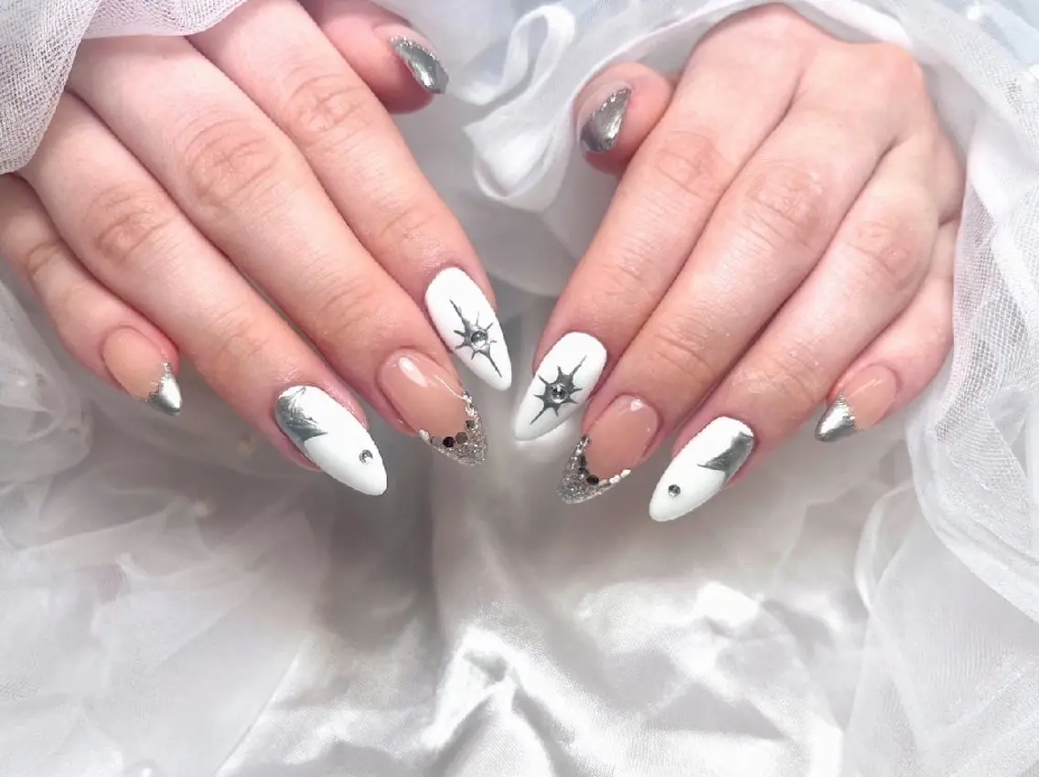 ミディアム ハンドネイル che'ri nailのネイルデザイン