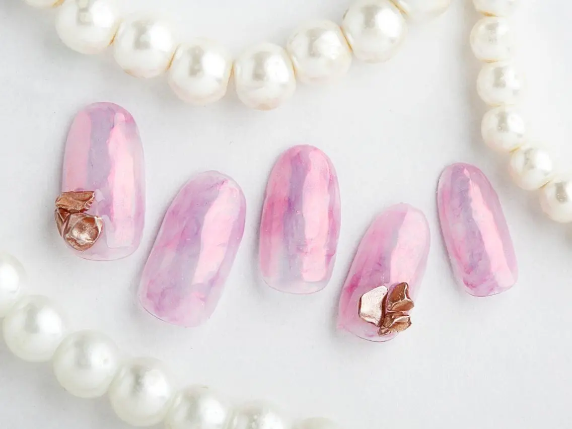ネイル Tiary Nail Fのネイルデザイン