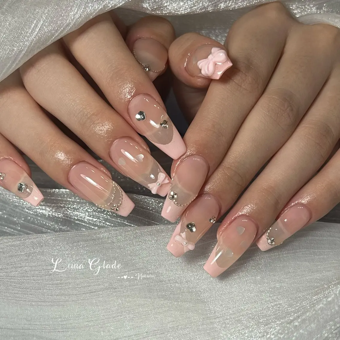 ネイル ハンドネイル Luna Gladeのネイルデザイン