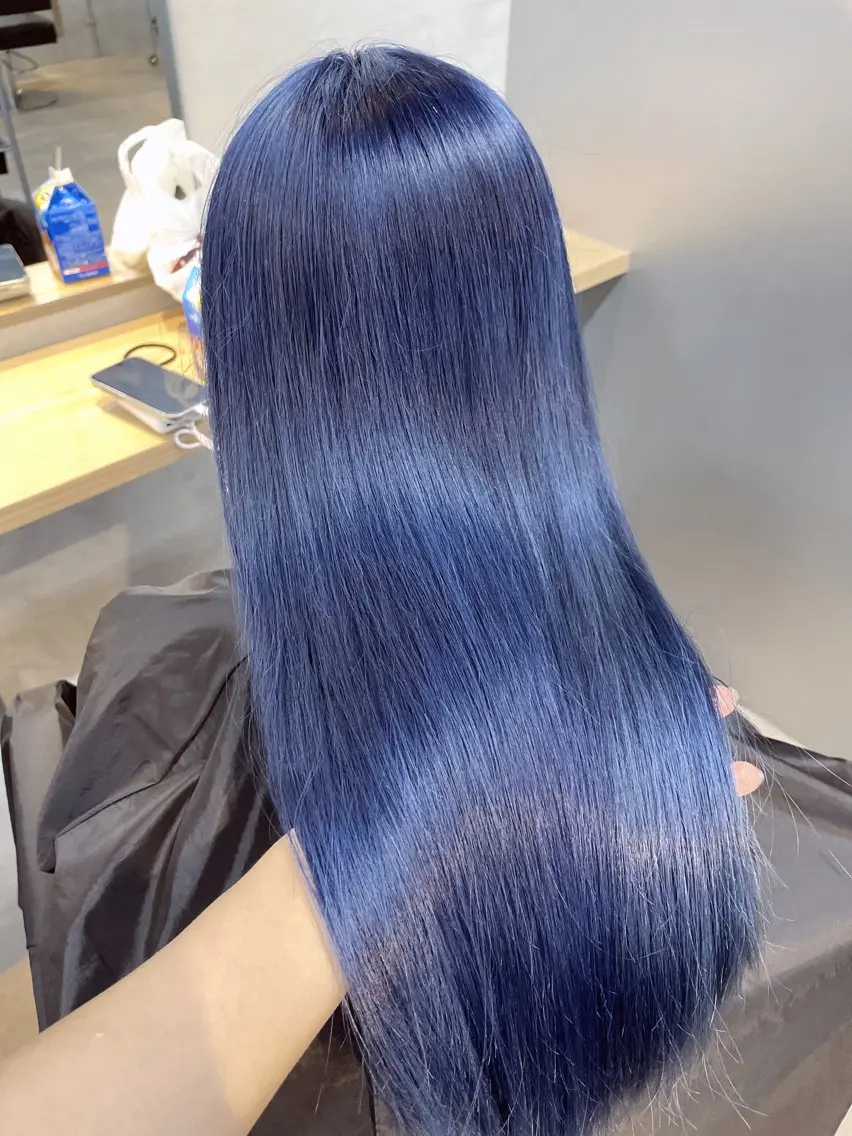 ロング カラー ブリーチ ブルーカラー ケアブリーチ ラベンダーカラー ヘアカラー いとう まいこのヘアスタイル