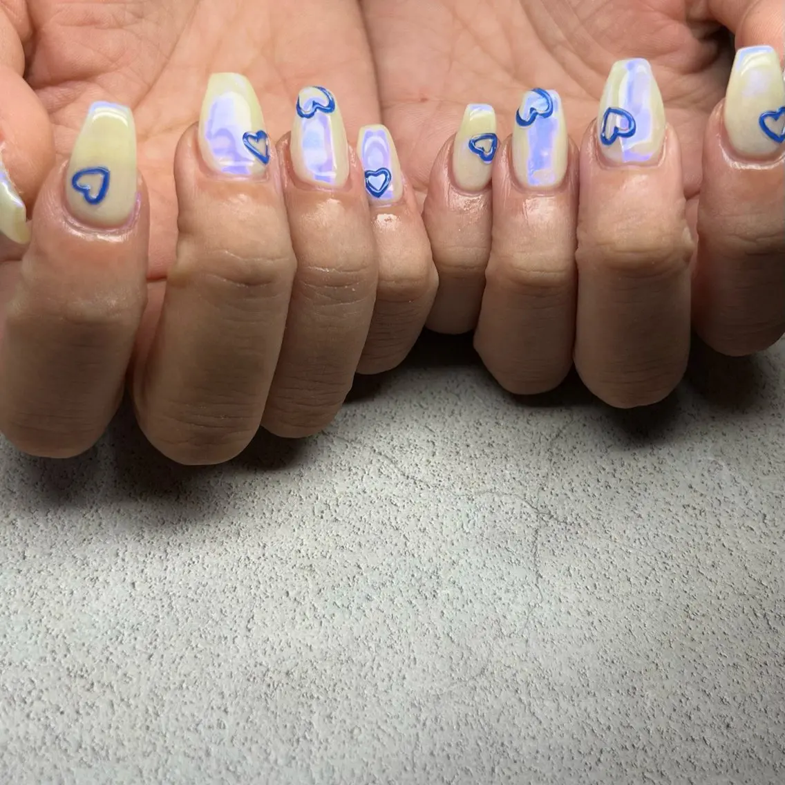 ネイル ブルー ハート ミラーネイル ハンドネイル 𝐫𝐚𝐢 𝐧𝐚𝐢𝐥のネイルデザイン