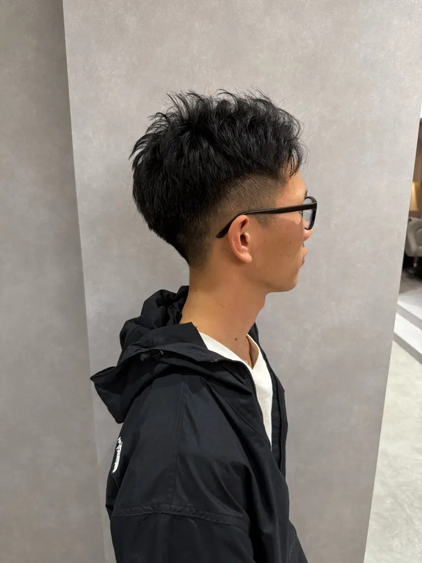ショート メンズ カット ヘアカラー トリートメント 森本 シェビーのヘアスタイル