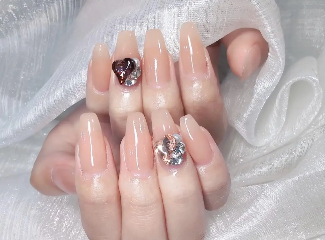 ネイル アートネイル チークネイル 長さ出し フットネイル ジェルネイル For you. Nail Salonのネイルデザイン