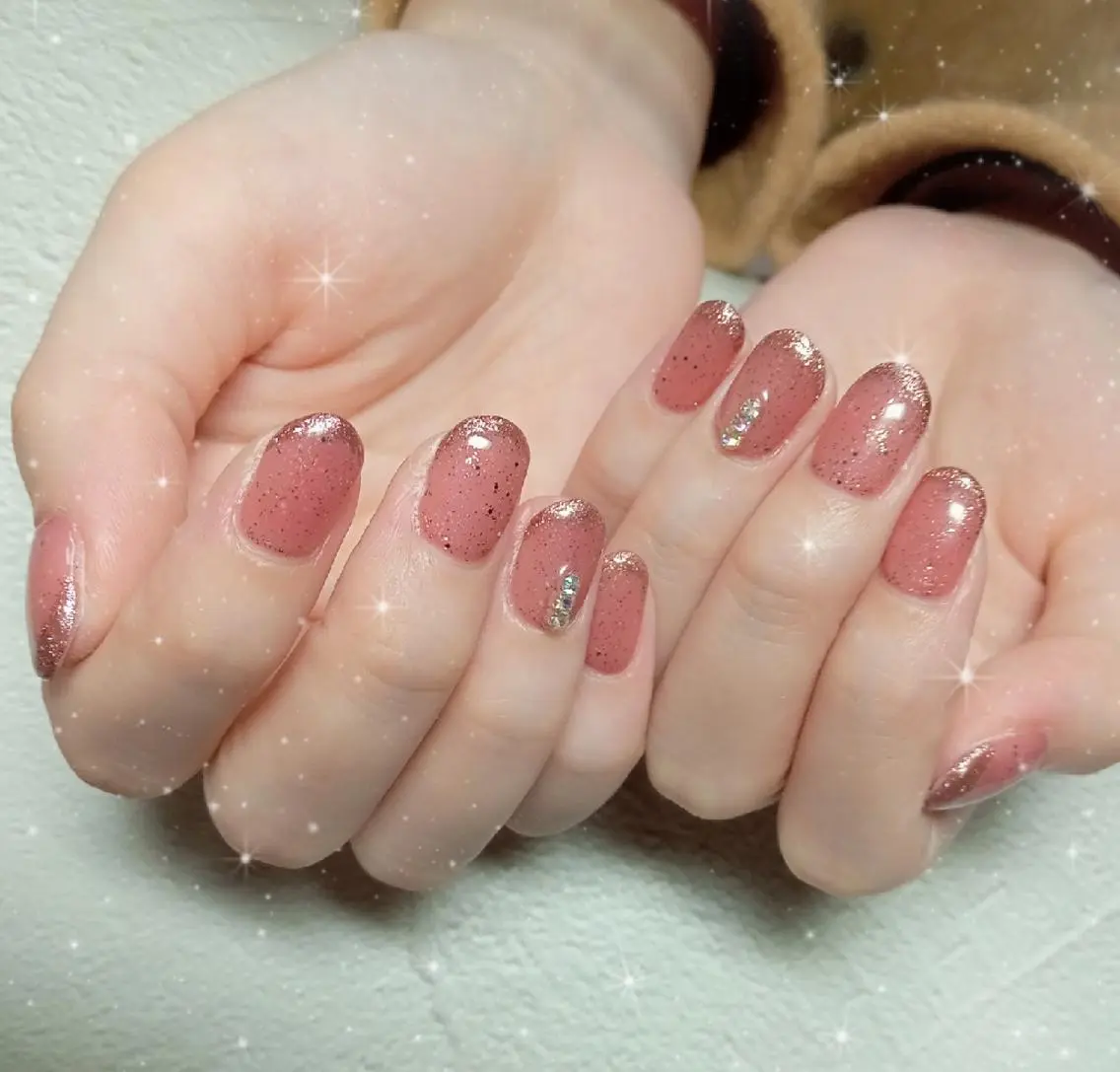 ネイル フレンチネイル ジェルネイル ハート キラキラネイル 韓国ネイル ハンドネイル flure de neige yukiのネイルデザイン