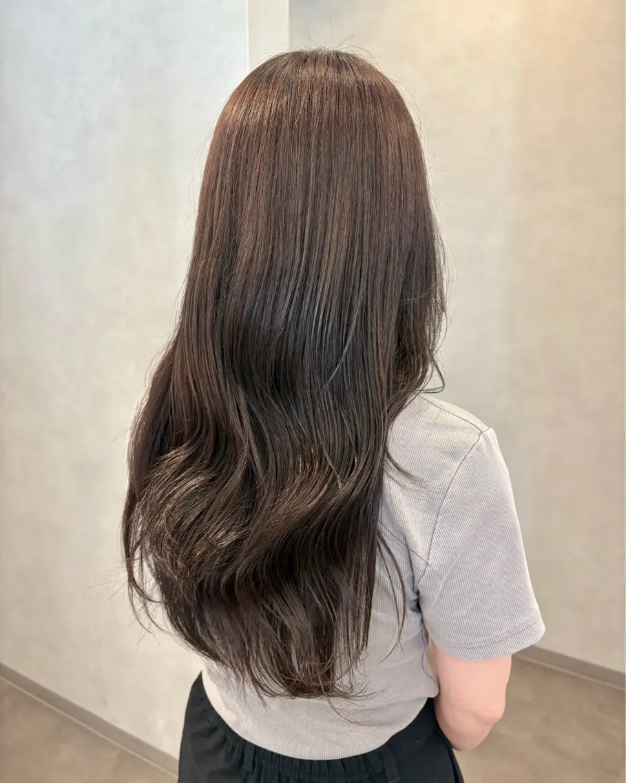ロング カラー ヘアカラー トリートメント Lita./ sumireのヘアスタイル