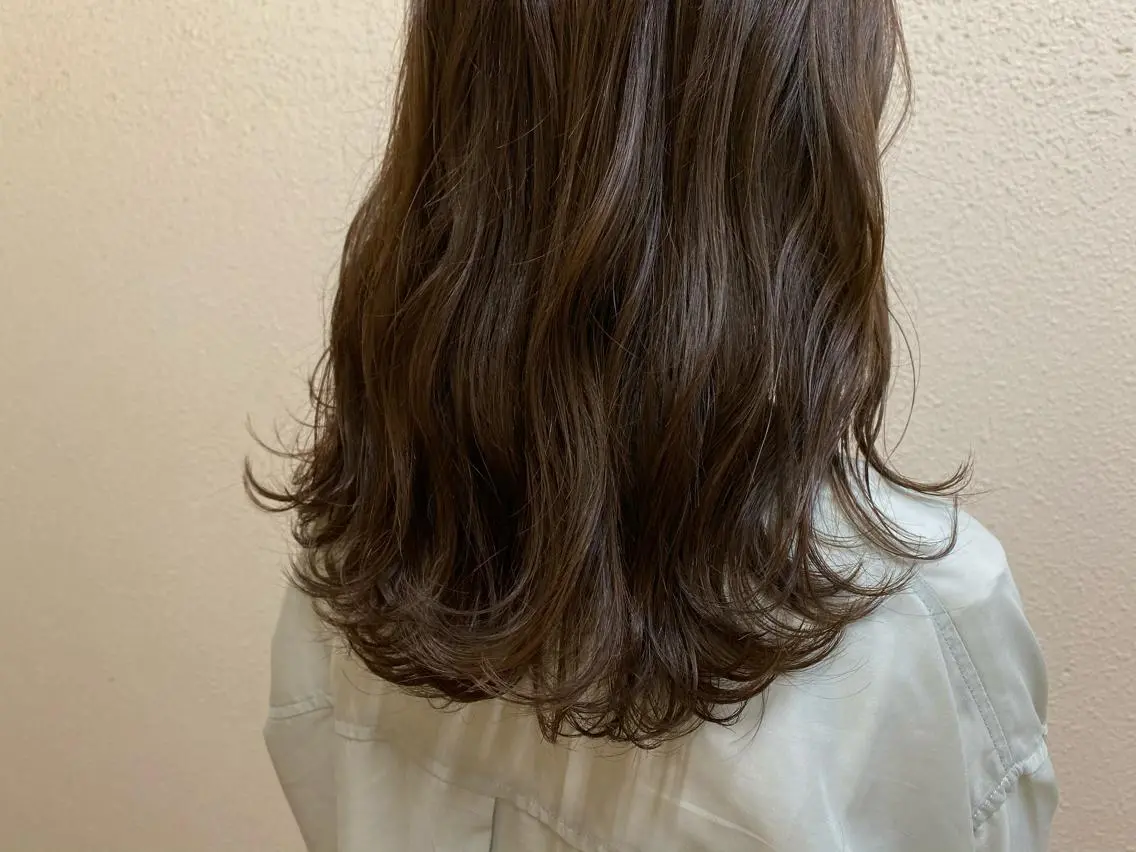 ミディアム カラー ベージュカラー ミルクティーベージュ 半個室女性salon 🩰Natsumiのヘアスタイル