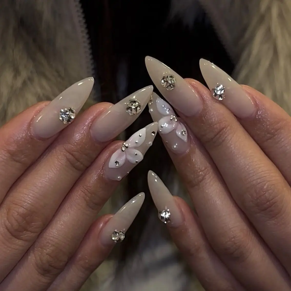 ネイル 韓国ネイル マグネットネイル 持ち込み ハンドネイル Mimi Nail_Royalのネイルデザイン