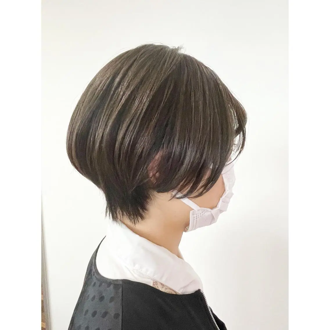 ショート カラー ショートボブ 透明感カラー グレージュ ボブ くびれヘア カット 佐藤 美紅のヘアスタイル