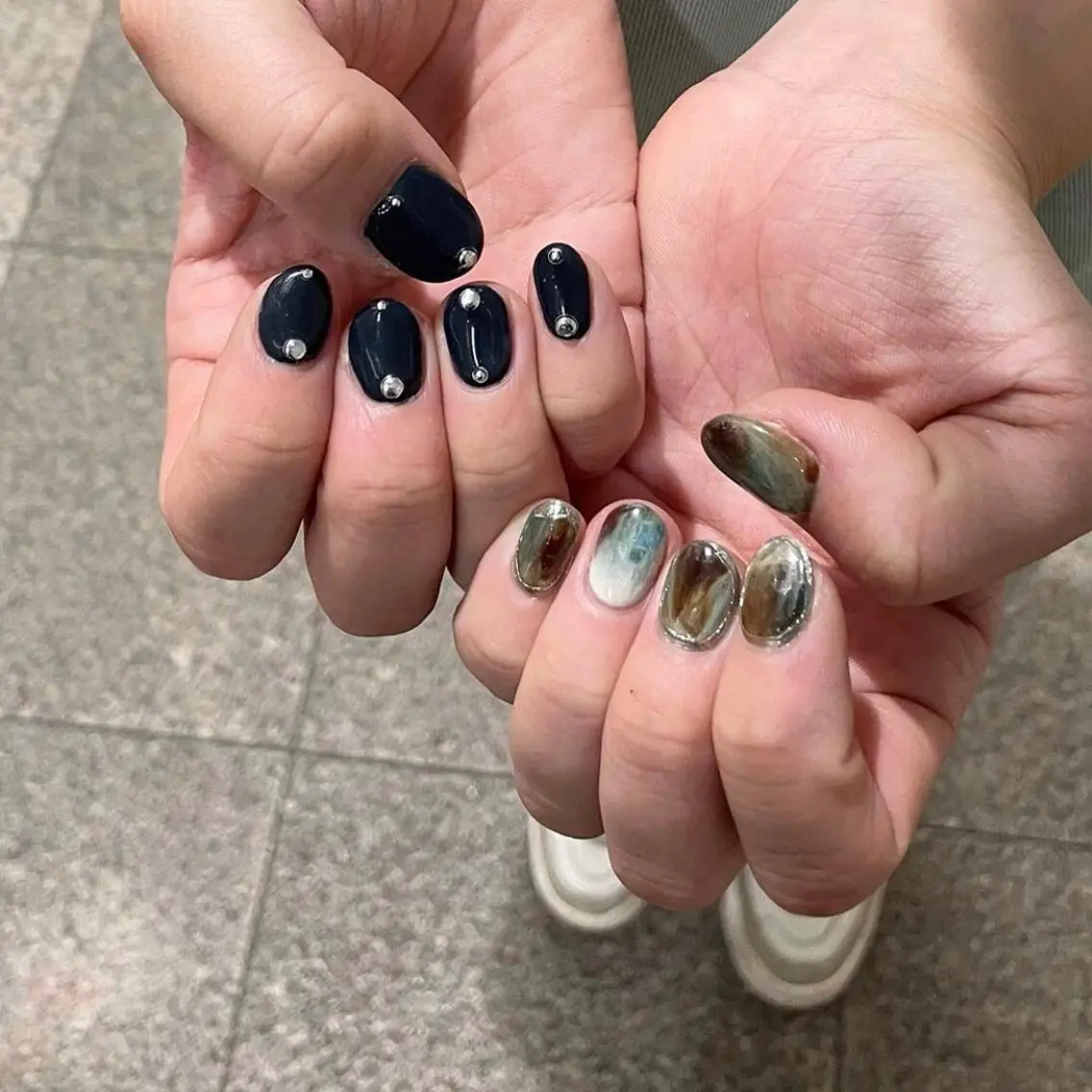 ネイル アートネイル フラッシュネイル ジェルネイル ラメ(グリッター) ニュアンスネイル nailstudio eviz新宿店のネイルデザイン