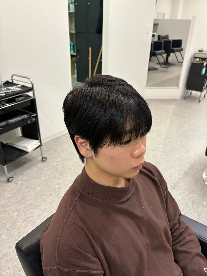 ミディアム カット 高田 圭佑のヘアスタイル
