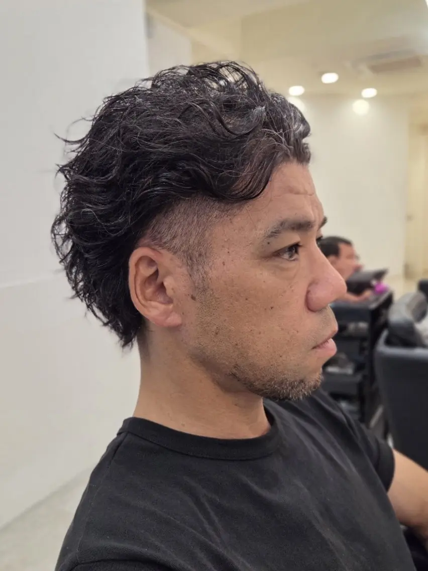 ショート パーマ メンズ メンズパーマ カット パーマ 桐島 令奈のヘアスタイル