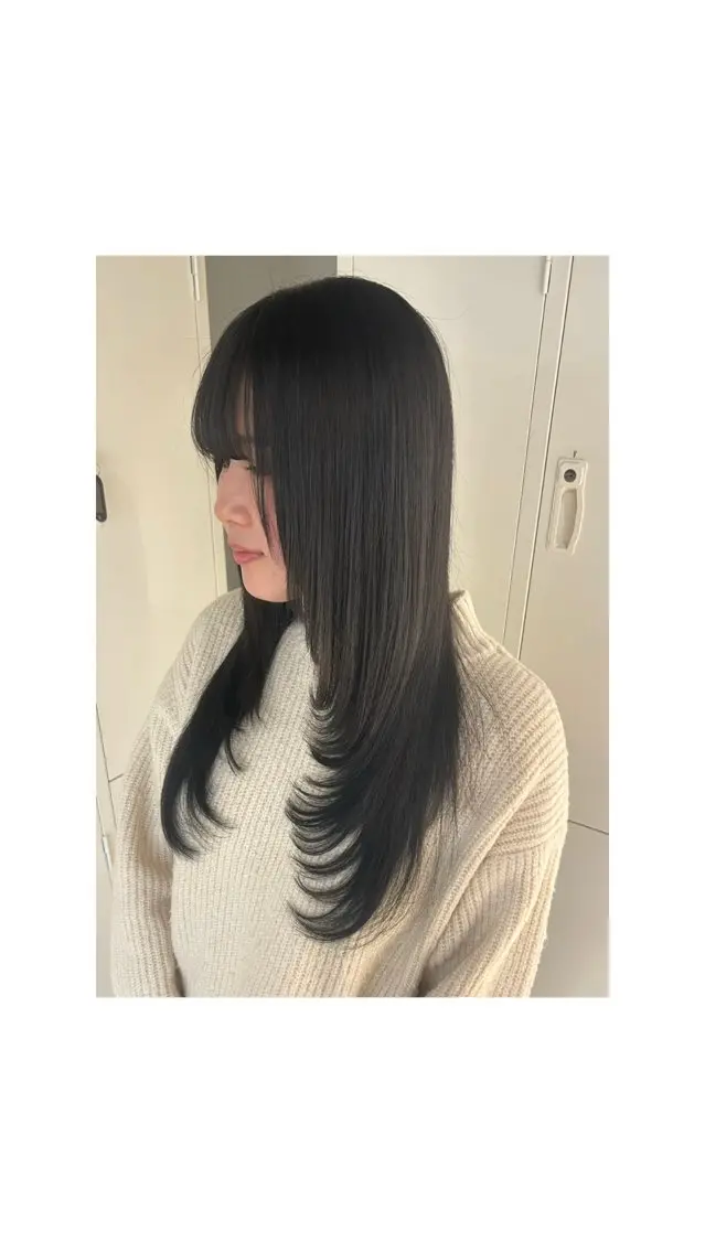ロング エクステ レイヤーカット てるい かほのヘアスタイル
