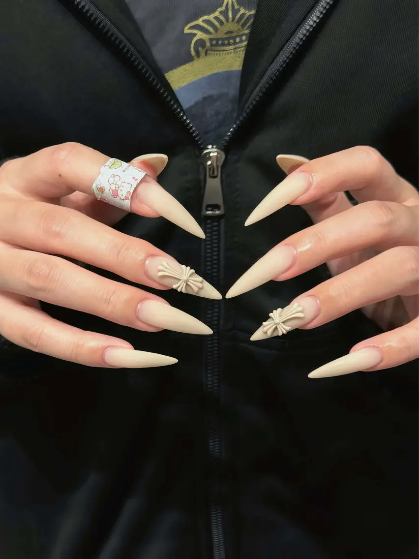 ネイル チークネイル ドット フレンチネイル グラデーション ハート ハンドネイル Julli NailStudioのネイルデザイン