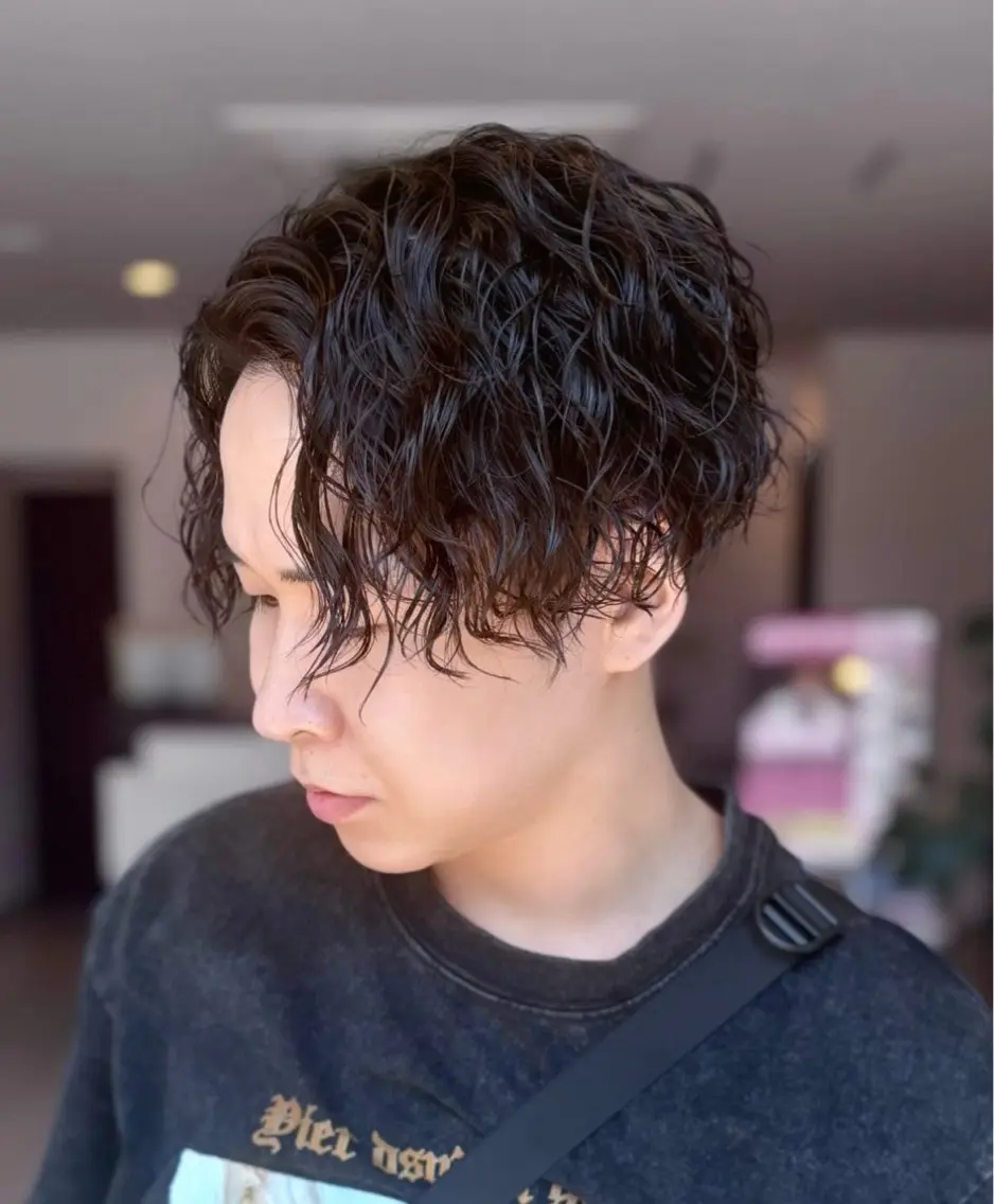ミディアム パーマ メンズ 榊原 貫太のヘアスタイル