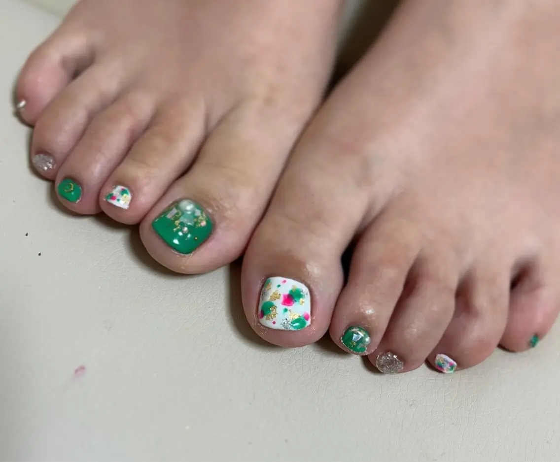 ネイル フットネイル nail M&Tのネイルデザイン
