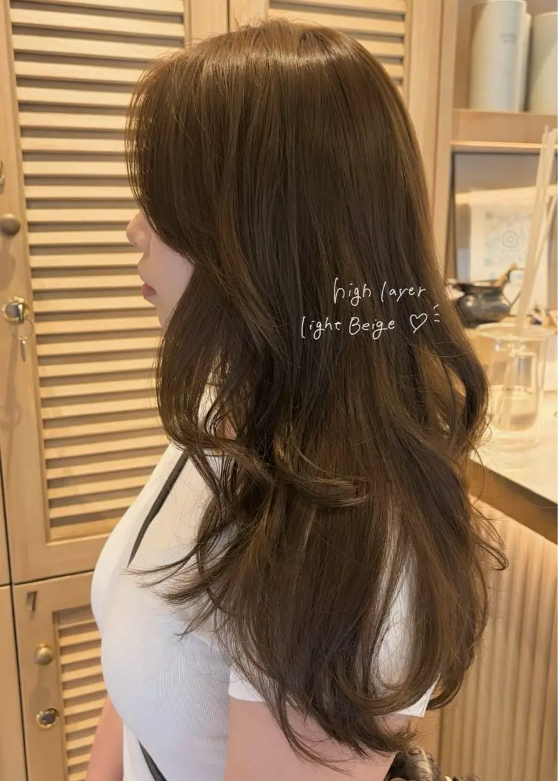 ロング カラー ベージュカラー オリーブベージュ ヘアカラー とあき / カラーモデル募集中のヘアスタイル