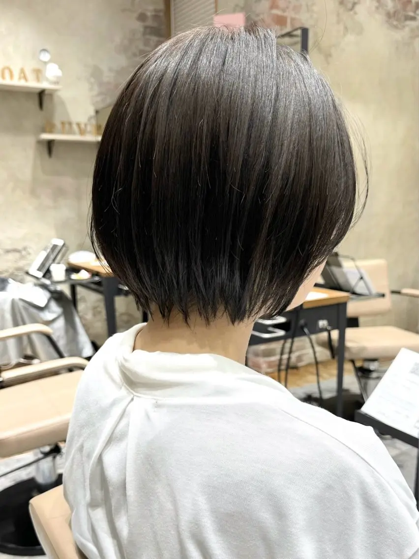 ショート カラー カット ヘアカラー トリートメント 💍新宿ショート 💍岩田莉奈のヘアスタイル