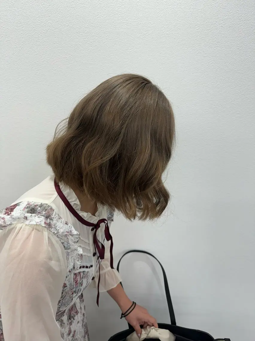 ショート カラー ヘアアレンジ 渋谷のブリーチカラー シェフ🧑🍳蓮のヘアスタイル