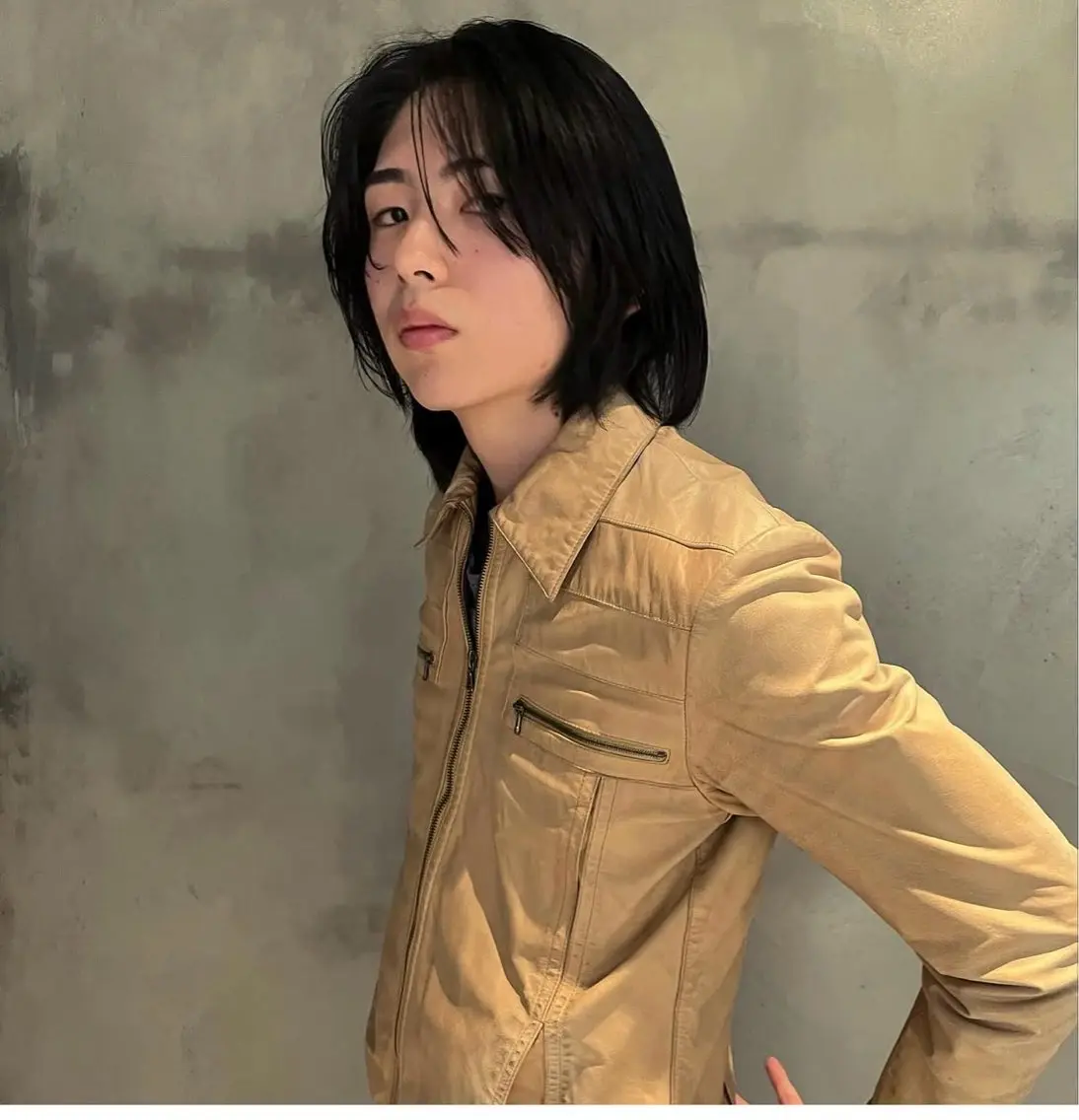 ミディアム bob リョウタのヘアスタイル