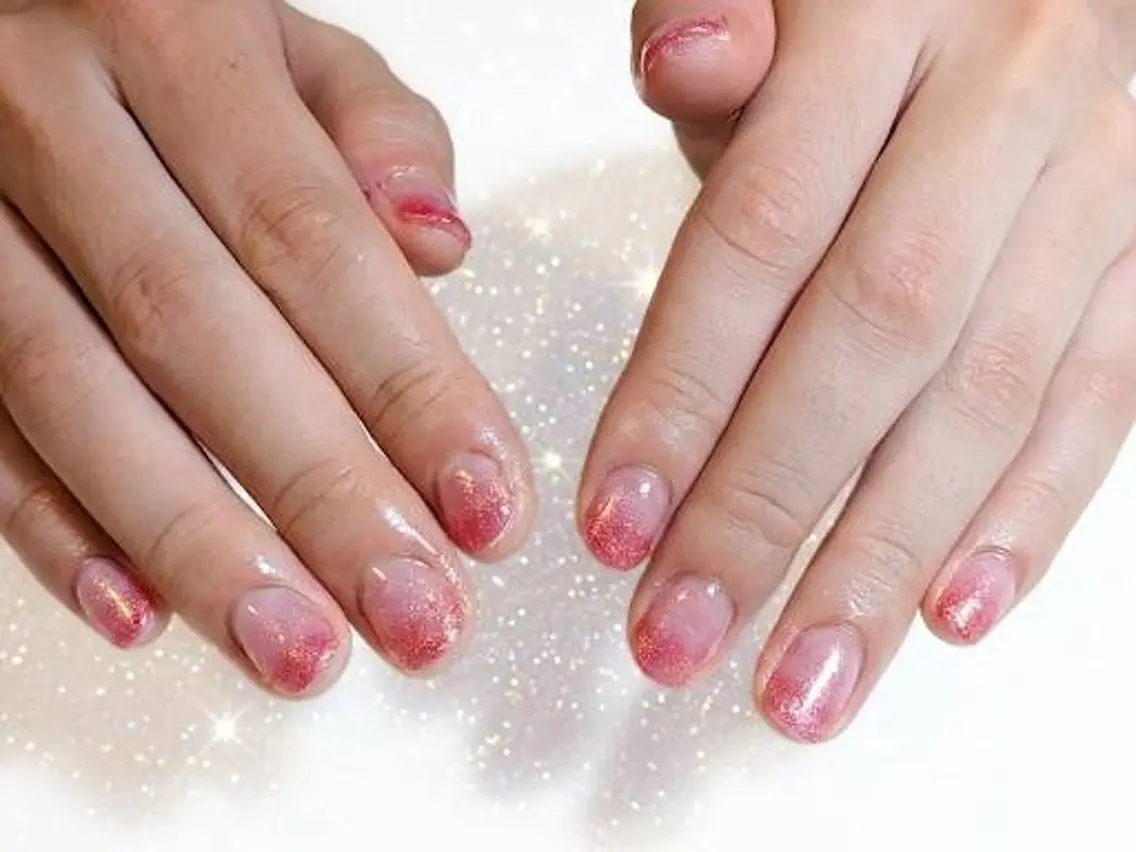 初回限定‼️オフ施術なし💅今すぐ予約参照！ラメグラデーションのみ✨️の写真