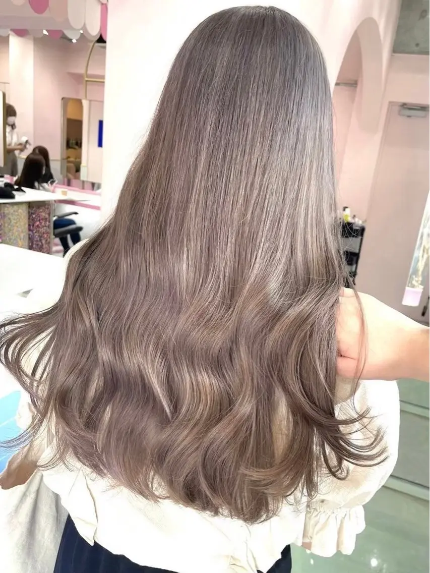 ロング ヘアカラー 💘ハイトーン💘 ayameのヘアスタイル