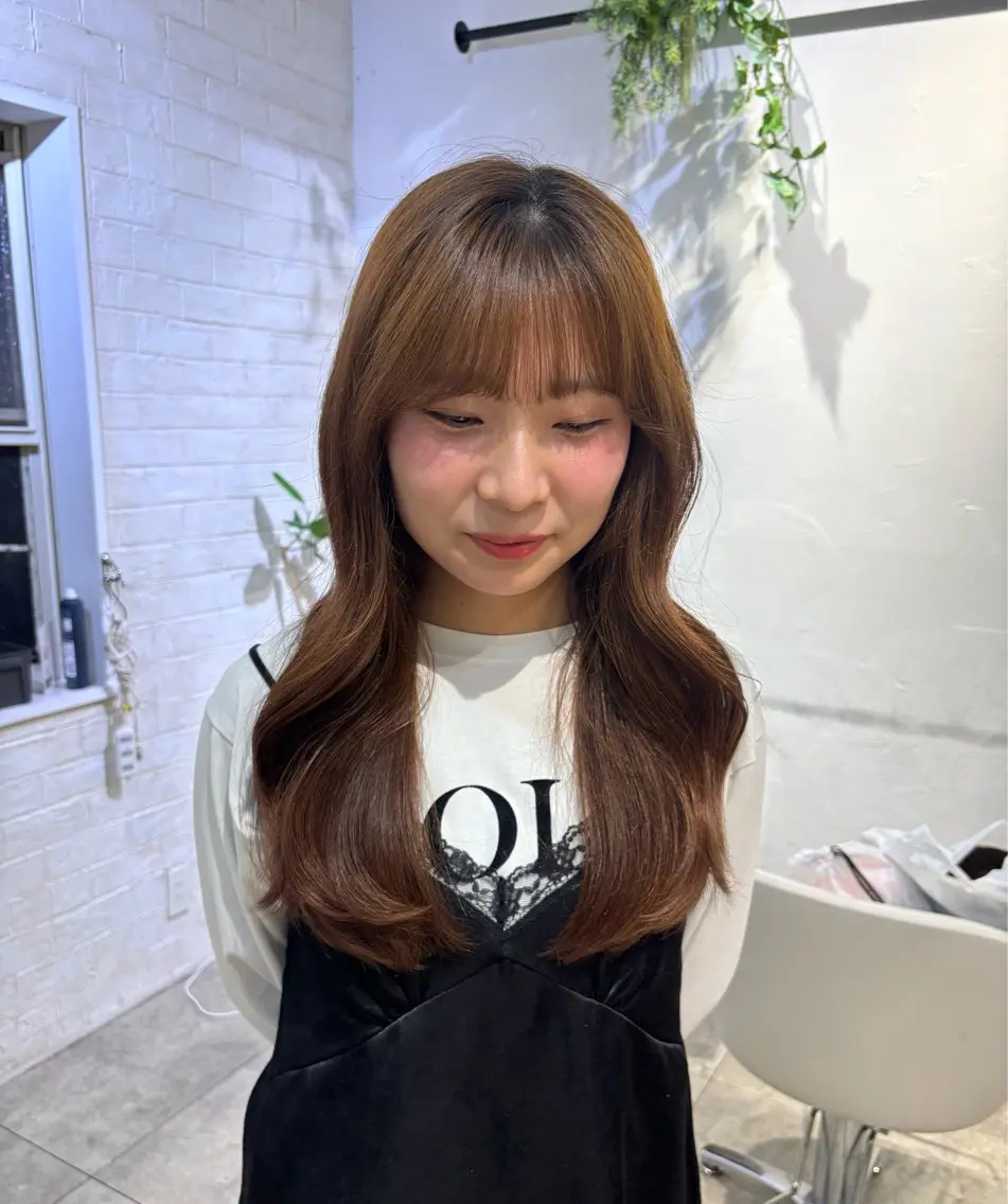 セミロング カラー ヘアセット 荒木 美咲のヘアスタイル